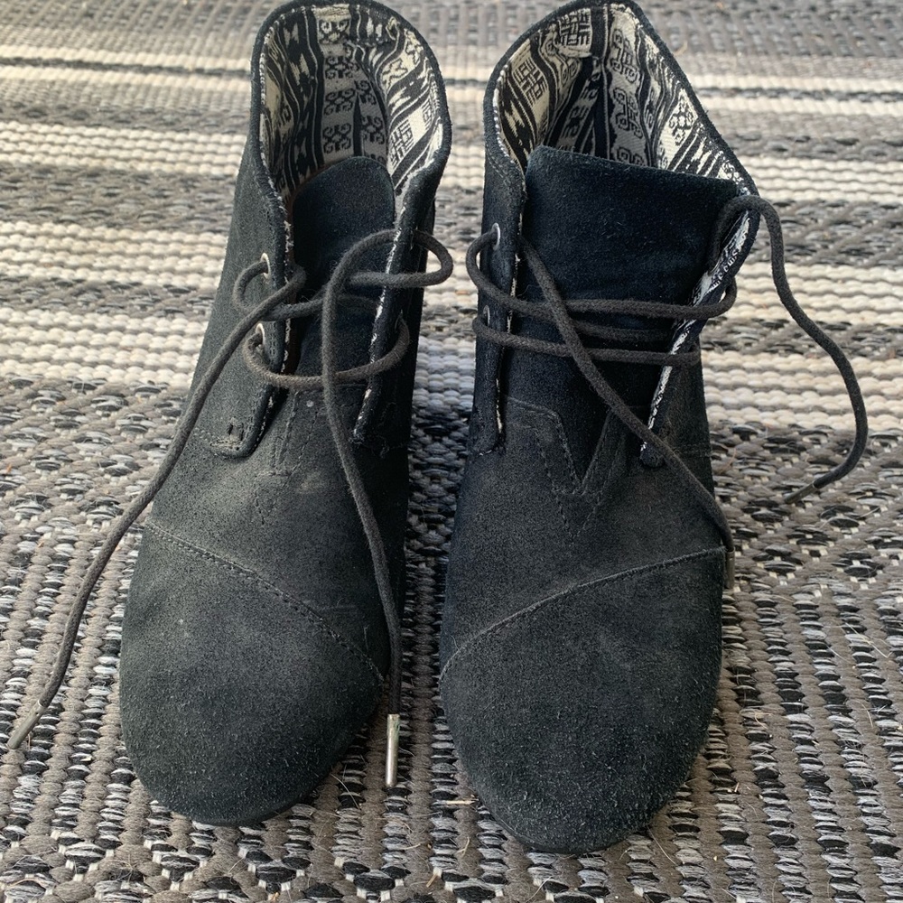 Toms booties